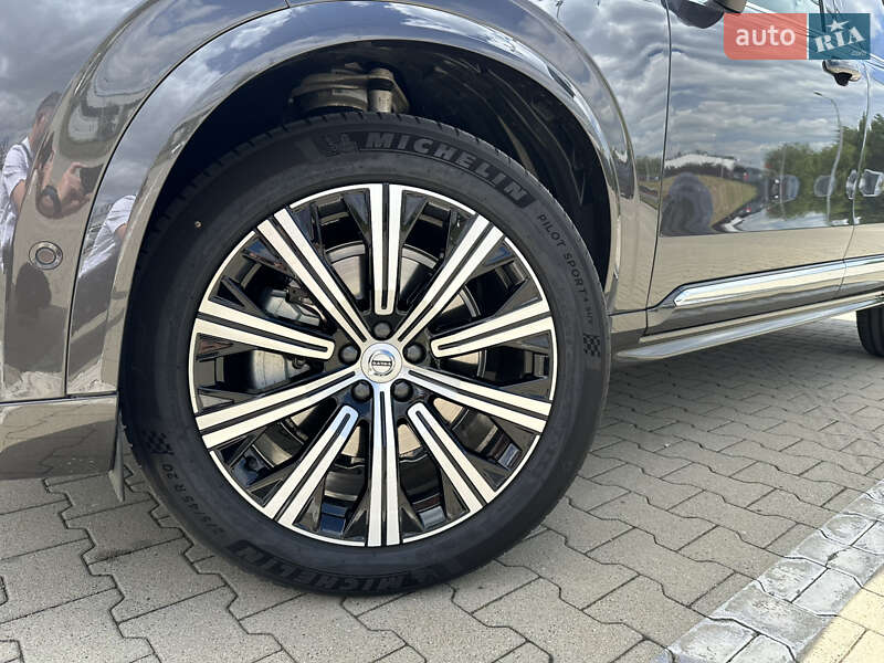 Внедорожник / Кроссовер Volvo XC90 2024 в Ужгороде