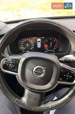 Внедорожник / Кроссовер Volvo XC90 2015 в 