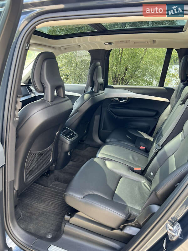 Внедорожник / Кроссовер Volvo XC90 2017 в Киеве