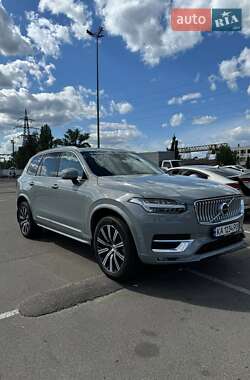 Внедорожник / Кроссовер Volvo XC90 2024 в 