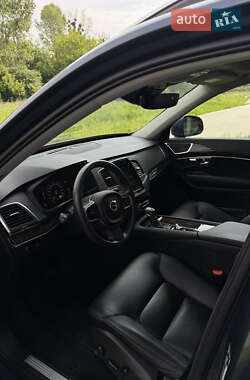 Внедорожник / Кроссовер Volvo XC90 2017 в 