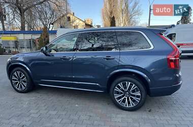 Внедорожник / Кроссовер Volvo XC90 2021 в 