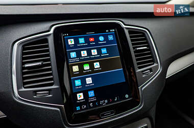 Внедорожник / Кроссовер Volvo XC90 2022 в 