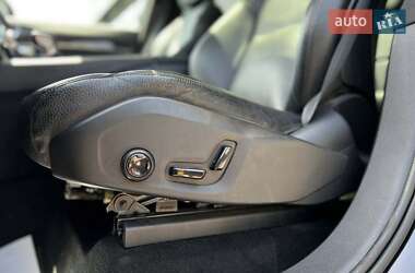 Внедорожник / Кроссовер Volvo XC90 2015 в 