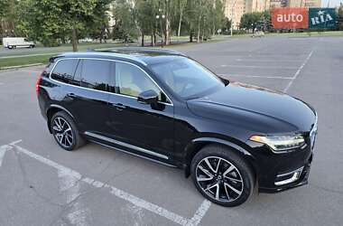 Внедорожник / Кроссовер Volvo XC90 2022 в 