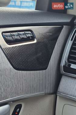 Внедорожник / Кроссовер Volvo XC90 2022 в 