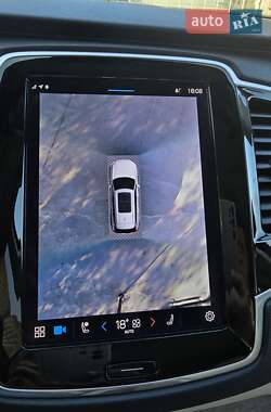 Внедорожник / Кроссовер Volvo XC90 2022 в 