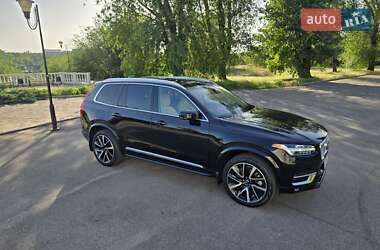 Внедорожник / Кроссовер Volvo XC90 2022 в 