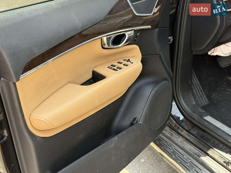 Внедорожник / Кроссовер Volvo XC90 2016 в Львове