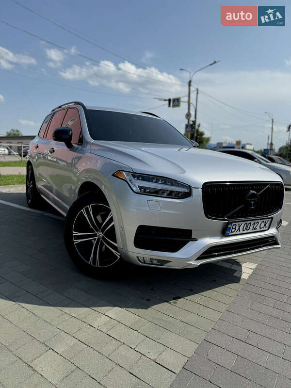 Внедорожник / Кроссовер Volvo XC90 2015 в 