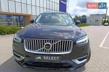 Внедорожник / Кроссовер Volvo XC90 2024 в 