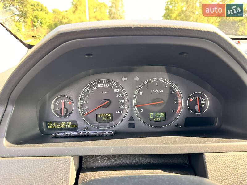 Внедорожник / Кроссовер Volvo XC90 2005 в Буске