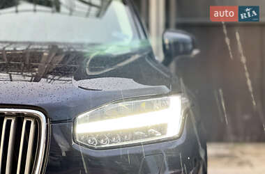 Внедорожник / Кроссовер Volvo XC90 2016 в 