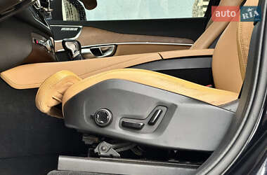 Внедорожник / Кроссовер Volvo XC90 2016 в 