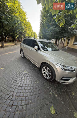 Внедорожник / Кроссовер Volvo XC90 2019 в 