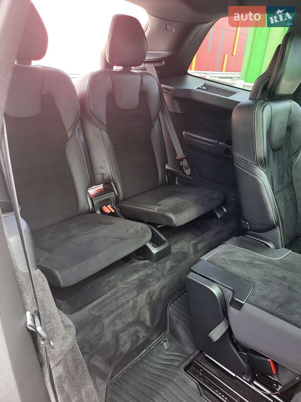 Внедорожник / Кроссовер Volvo XC90 2015 в Киеве фото 17 Внедорожник / Кроссовер Volvo XC90 2015 в Киеве