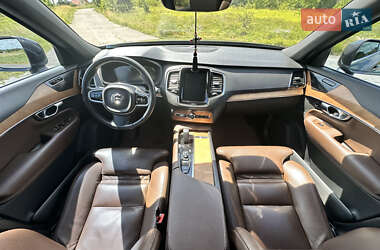 Внедорожник / Кроссовер Volvo XC90 2021 в 
