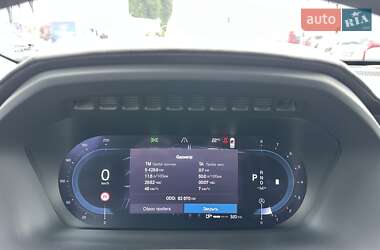 Позашляховик / Кросовер Volvo XC90 2023 в 