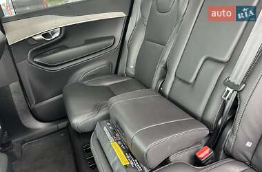 Позашляховик / Кросовер Volvo XC90 2023 в 