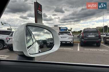 Позашляховик / Кросовер Volvo XC90 2023 в 