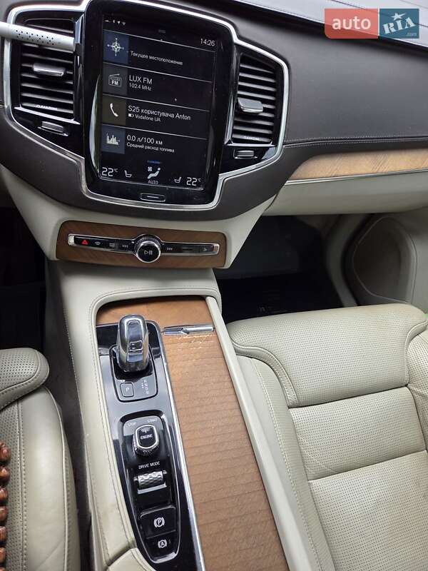 Внедорожник / Кроссовер Volvo XC90 2016 в Ирпене