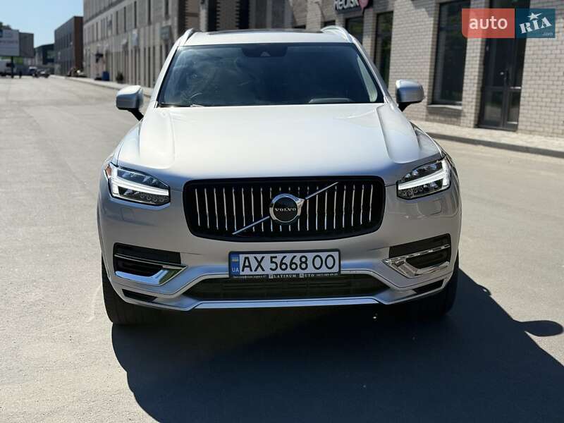 Внедорожник / Кроссовер Volvo XC90 2021 в Киеве