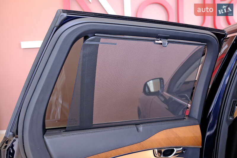 Внедорожник / Кроссовер Volvo XC90 2016 в Одессе