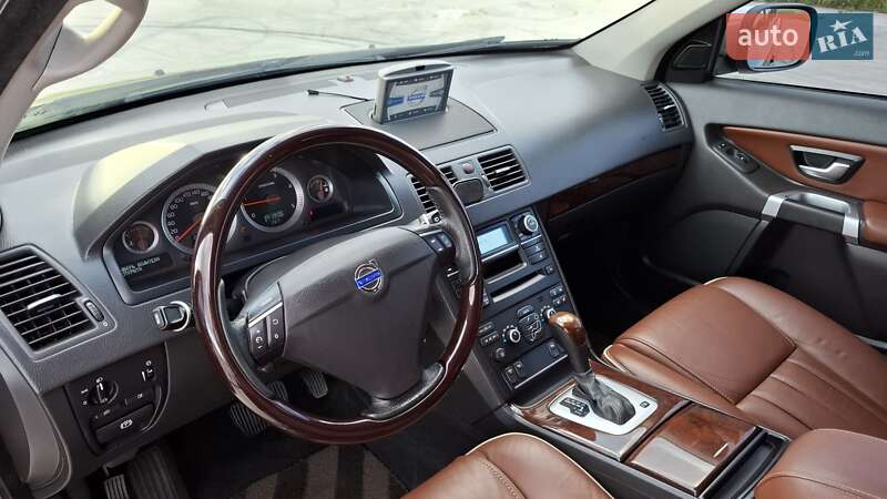 Внедорожник / Кроссовер Volvo XC90 2013 в Чопе