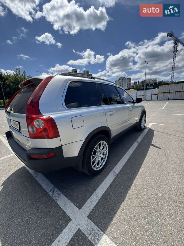 Внедорожник / Кроссовер Volvo XC90 2005 в Киеве