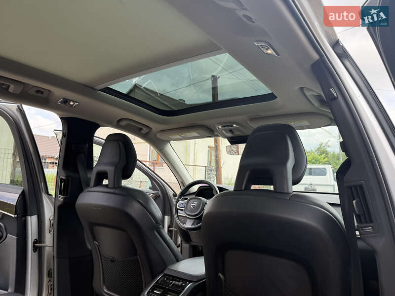 Внедорожник / Кроссовер Volvo XC90 2016 в Львове