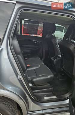 Позашляховик / Кросовер Volvo XC90 2020 в 