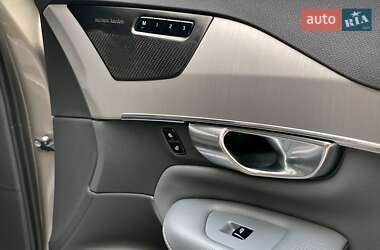 Внедорожник / Кроссовер Volvo XC90 2020 в 