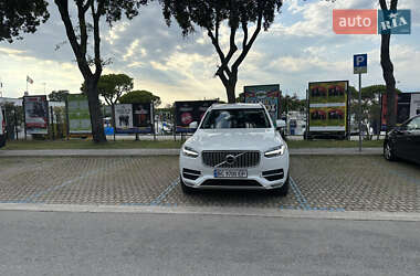 Внедорожник / Кроссовер Volvo XC90 2017 в 