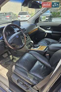 Внедорожник / Кроссовер Volvo XC90 2003 в 