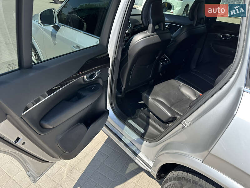 Внедорожник / Кроссовер Volvo XC90 2017 в Хмельницком