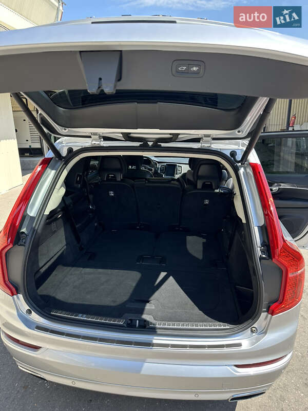 Внедорожник / Кроссовер Volvo XC90 2017 в Хмельницком