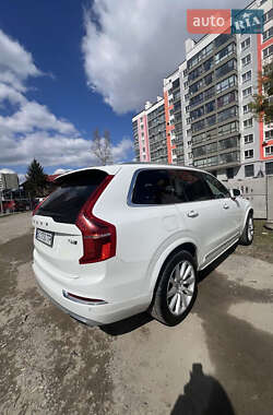 Внедорожник / Кроссовер Volvo XC90 2017 в 