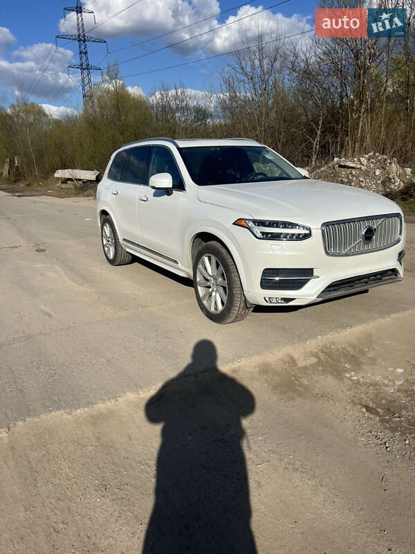 Volvo XC90 2017