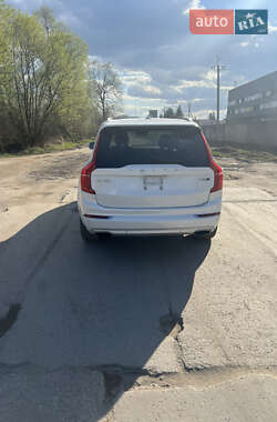 Внедорожник / Кроссовер Volvo XC90 2017 в 