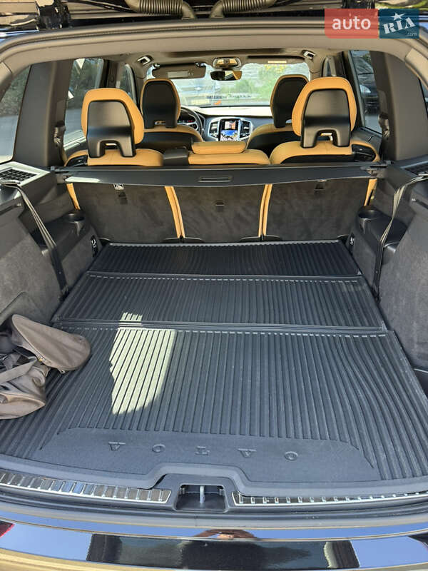 Внедорожник / Кроссовер Volvo XC90 2024 в Днепре