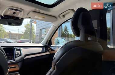 Внедорожник / Кроссовер Volvo XC90 2020 в 