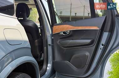 Внедорожник / Кроссовер Volvo XC90 2020 в 