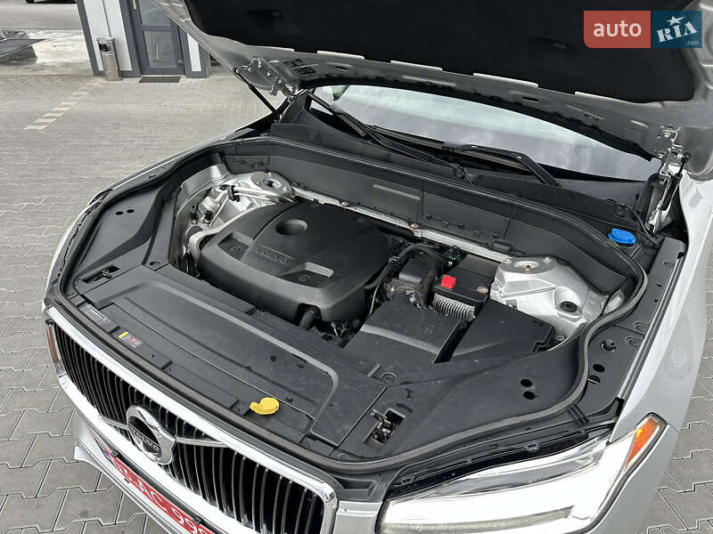 Внедорожник / Кроссовер Volvo XC90 2016 в Владимире