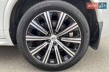 Внедорожник / Кроссовер Volvo XC90 2020 в 