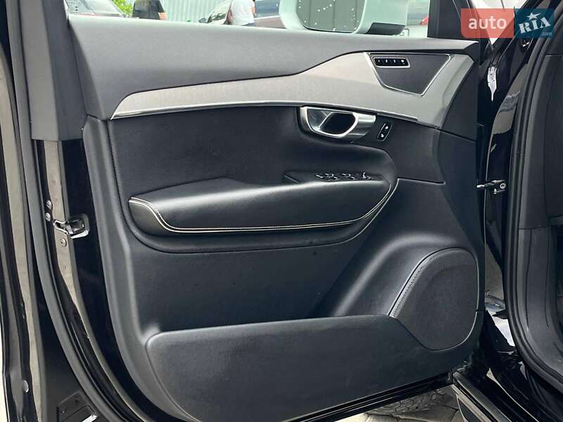Внедорожник / Кроссовер Volvo XC90 2016 в Львове