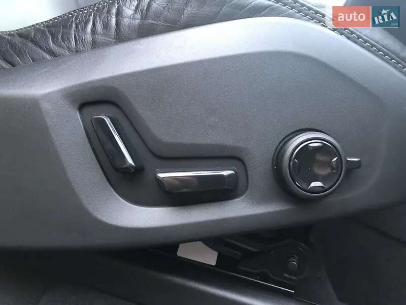 Внедорожник / Кроссовер Volvo XC90 2016 в Киеве