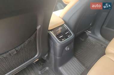 Внедорожник / Кроссовер Volvo XC90 2016 в 