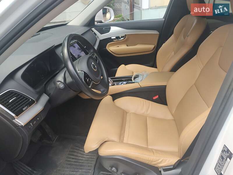 Позашляховик / Кросовер Volvo XC90 2016 в Ірпені