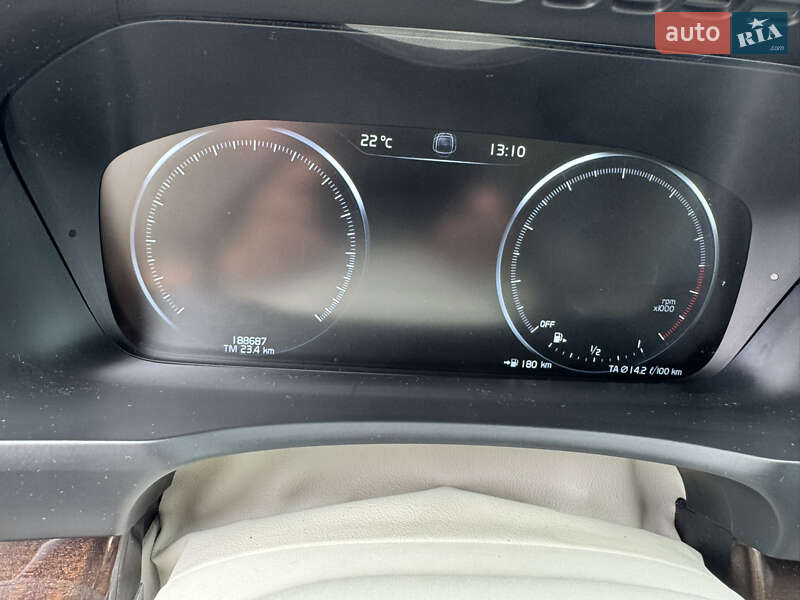 Внедорожник / Кроссовер Volvo XC90 2015 в Черкассах