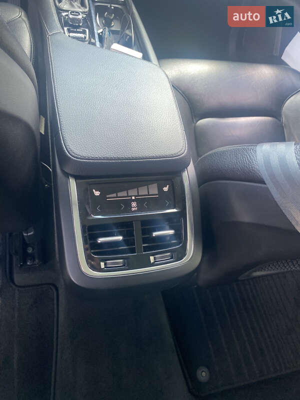 Внедорожник / Кроссовер Volvo XC90 2016 в Киеве